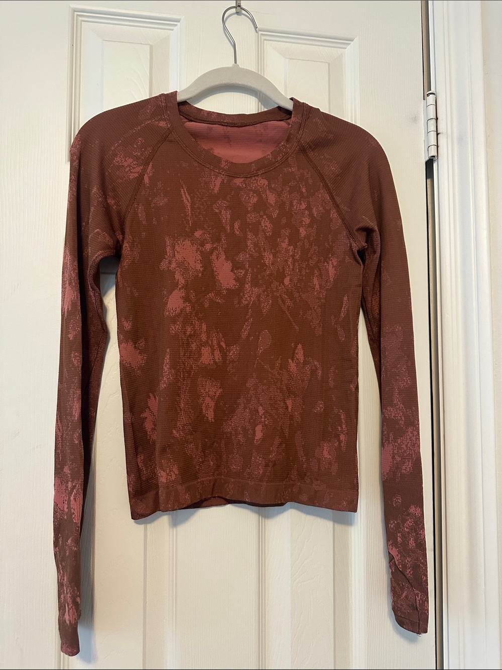 Lululemon Cropped Long-Sleeve Tie-Dye Crewneck Top - Brown/Pink